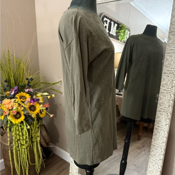 J. Jill • Embroidered Tunic Blouse - Picture 11 of 12